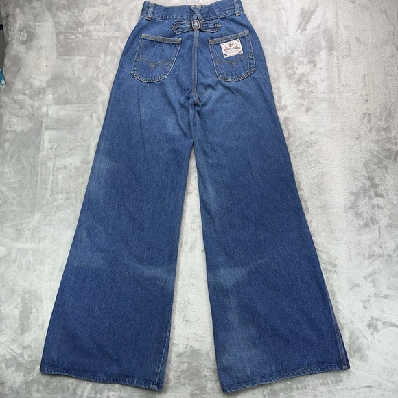 Vintage LEVI'S Cinch Back Jeans Womens 9 Blue Wide Leg Bell Bottom 70s High Rise - Picture 2 of 16